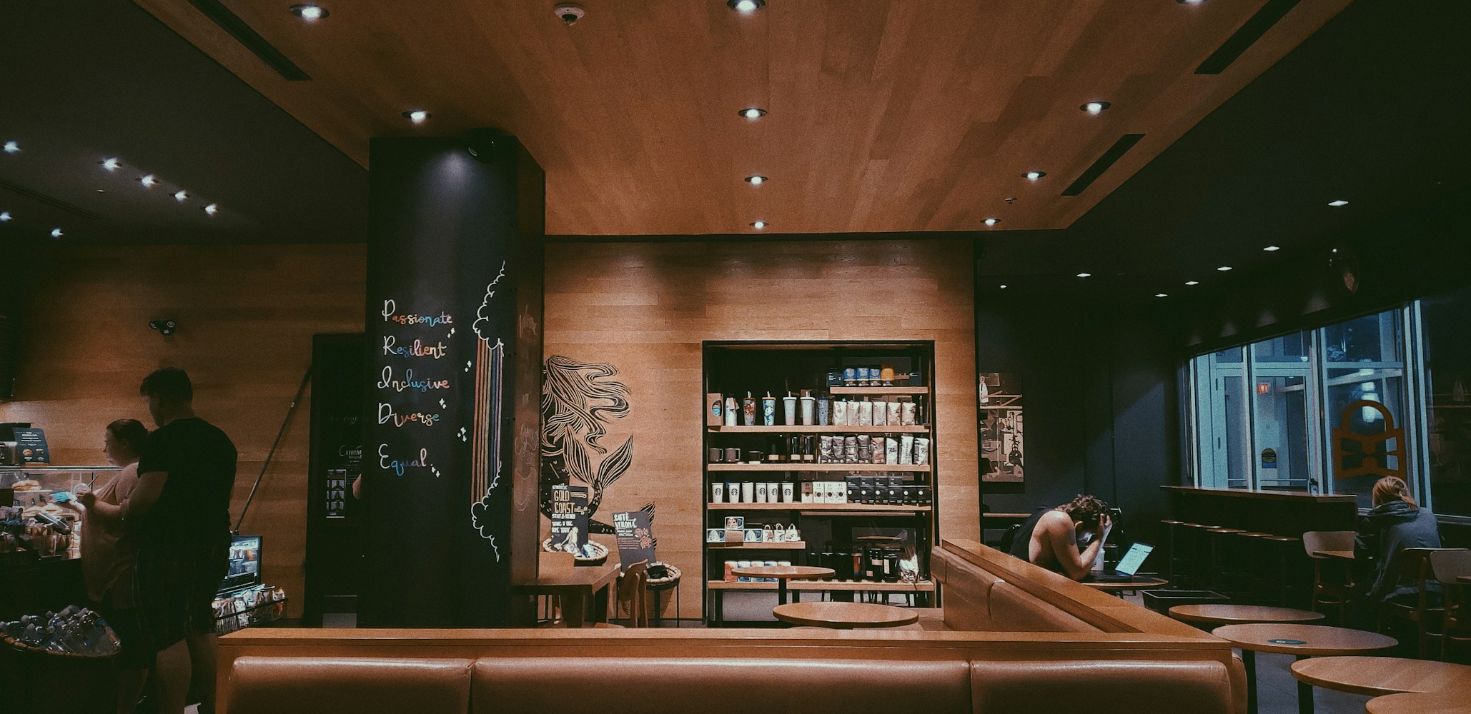 スタイリスト 田中 美咲